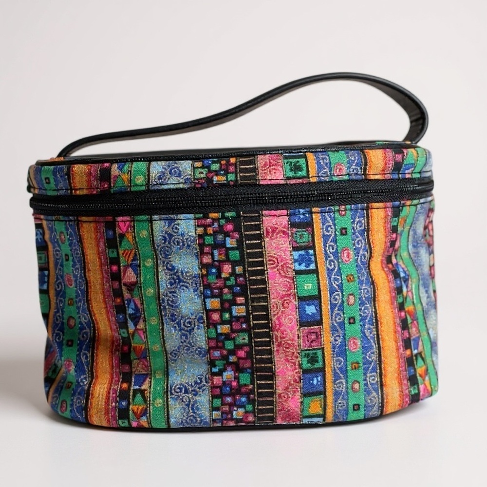 🎨 Vintage Colorful Tapestry Cosmetic Train Case Bag 🧳🧵